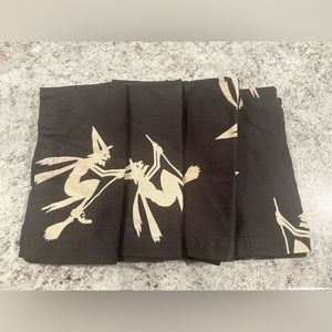 Pottery Barn Witch Halloween Linen Napkins Set of 4